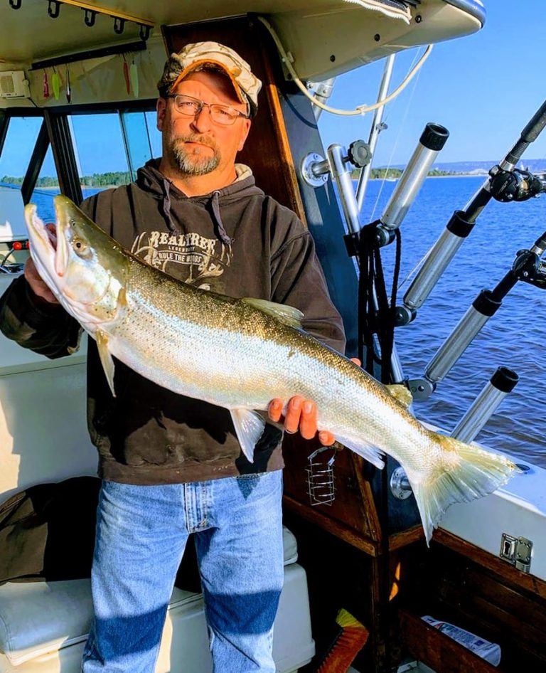 61136493_2473948832617405_4039595580031238144_o Lake Superior Fishing